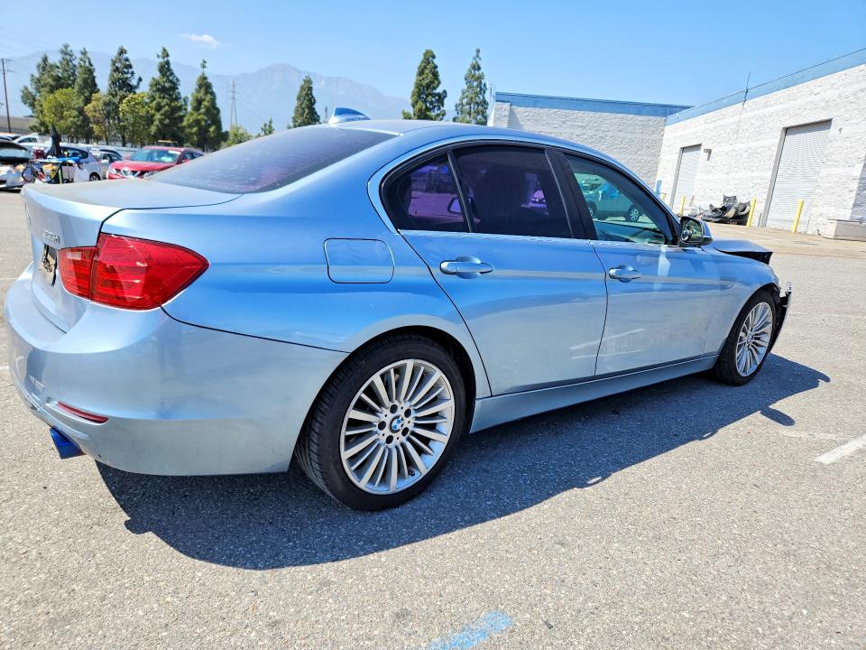Продажа на аукционе авто 2014 Bmw 335, vin: WBA3A9C54EF477960, номер лота: 54636926