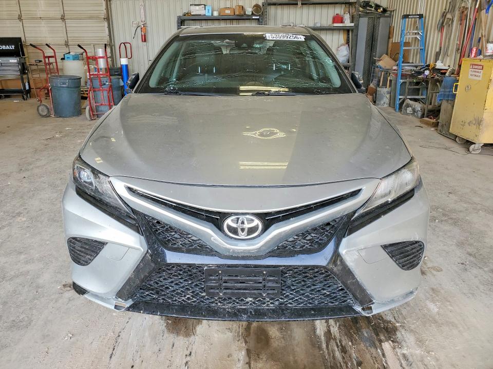 Aukcja sprzedaży 2018 Toyota Camry, vin: JTNB11HK8J3012653, numer aukcji: 53699256