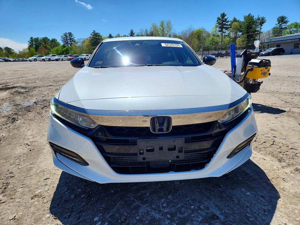 52549726 :رقم المزاد ، 1HGCV1F30LA025549 vin ، 2020 Honda Accord مزاد بيع