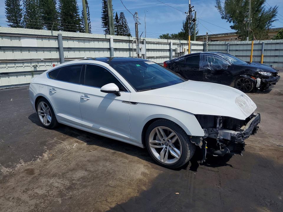 Продажа на аукционе авто 2019 Audi A5, vin: WAUBNCF5XKA006719, номер лота: 52399366