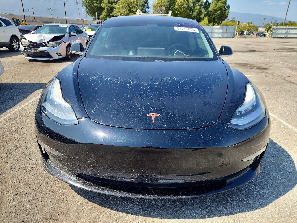 2020 Tesla Model 3 მანქანა იყიდება აუქციონზე, vin: 5YJ3E1EA6LF611257, აუქციონის ნომერი: 53217096