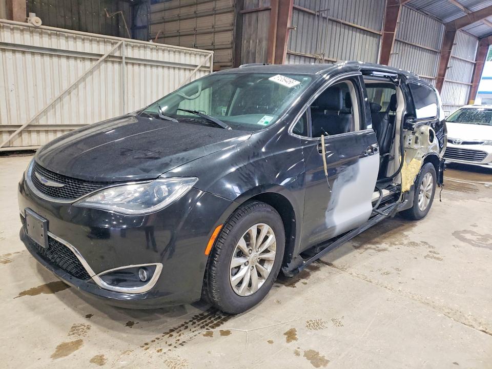 Auction sale of the 2019 Chrysler Pacifica, vin: 2C4RC1BG5KR539771, lot number: 51359466