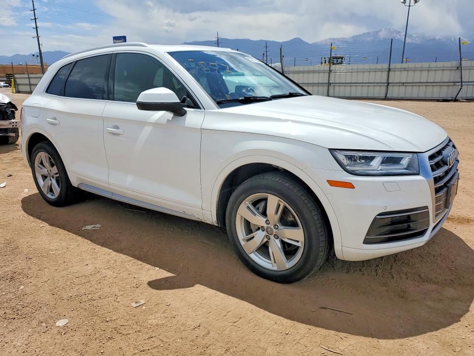Продаж на аукціоні авто 2018 Audi Q5, vin: WA1BNAFY5J2141630, номер лоту: 53777656