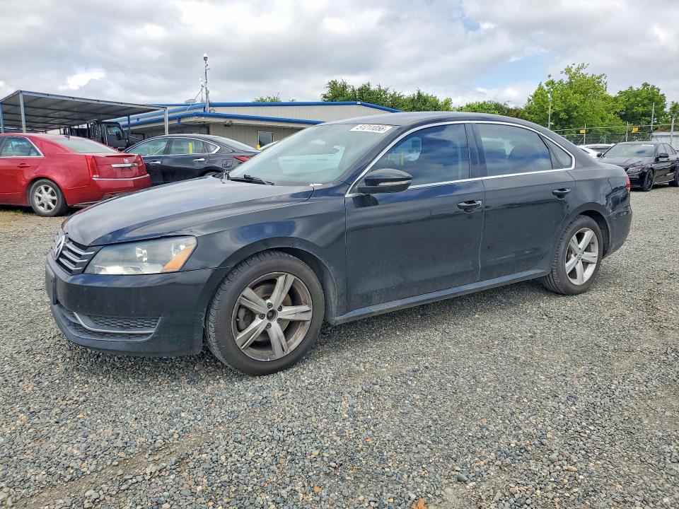 51211056 :رقم المزاد ، 1VWBP7A39CC059103 vin ، 2012 Volkswagen Passat مزاد بيع
