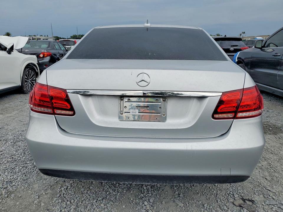 53220806 :رقم المزاد ، WDDHF8JBXEB038157 vin ، 2014 Mercedes-benz E350 مزاد بيع