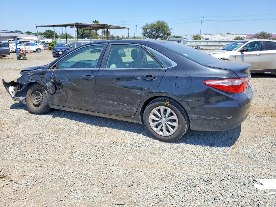 2015 Toyota Camry მანქანა იყიდება აუქციონზე, vin: 4T4BF1FK5FR444936, აუქციონის ნომერი: 54460866