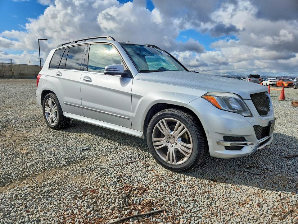 2015 Mercedes-benz Glk მანქანა იყიდება აუქციონზე, vin: WDCGG8JBXFG417869, აუქციონის ნომერი: 55191166