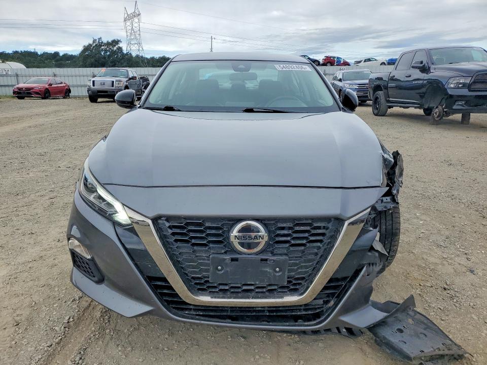 Продажа на аукционе авто 2020 Nissan Altima, vin: 1N4BL4CV4LC232558, номер лота: 54892406
