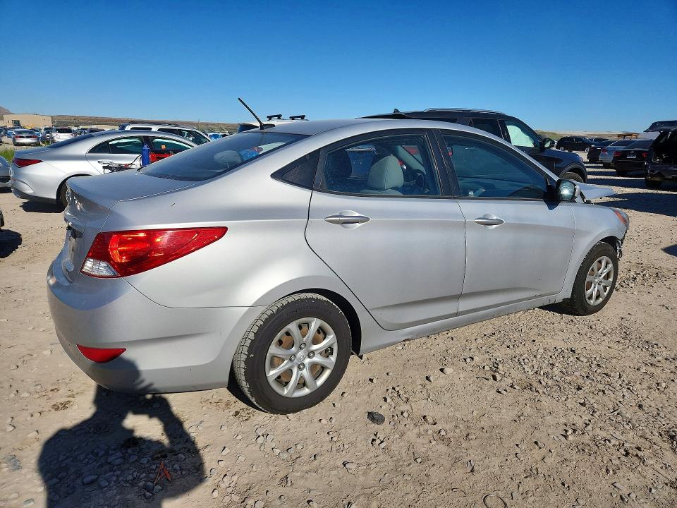 Продажа на аукционе авто 2013 Hyundai Accent, vin: KMHCT4AE1DU541784, номер лота: 52078616
