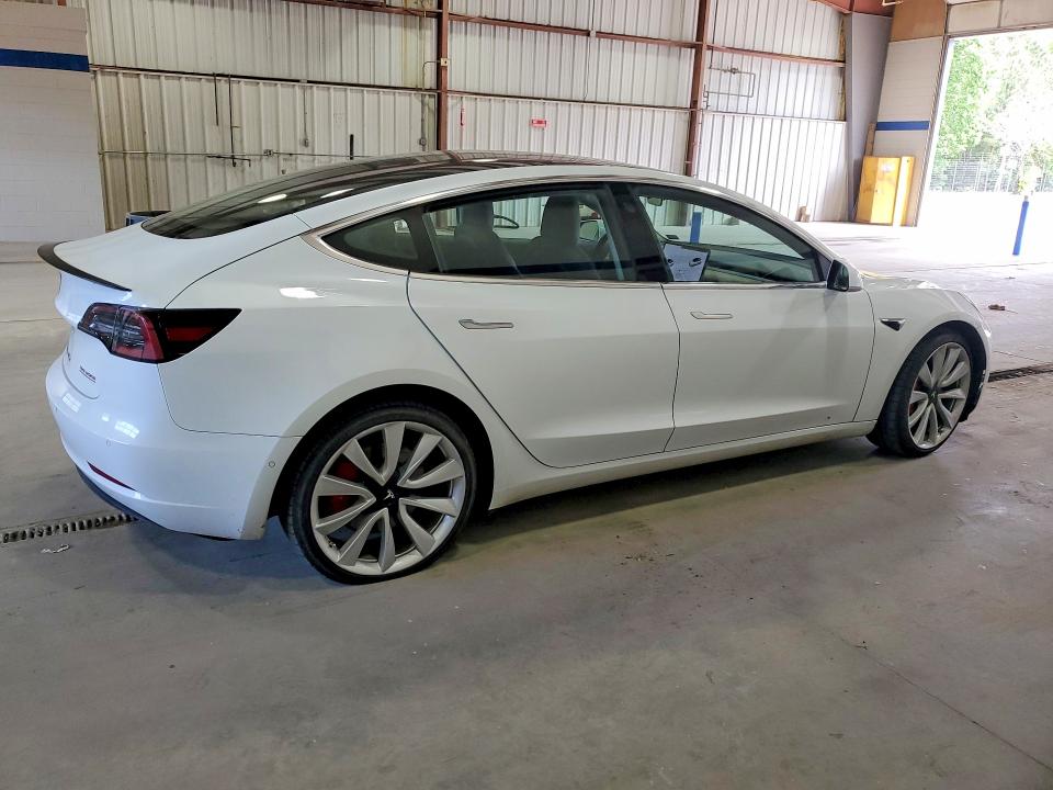 Aukcja sprzedaży 2018 Tesla Model 3, vin: 5YJ3E1EB1JF072570, numer aukcji: 51400496