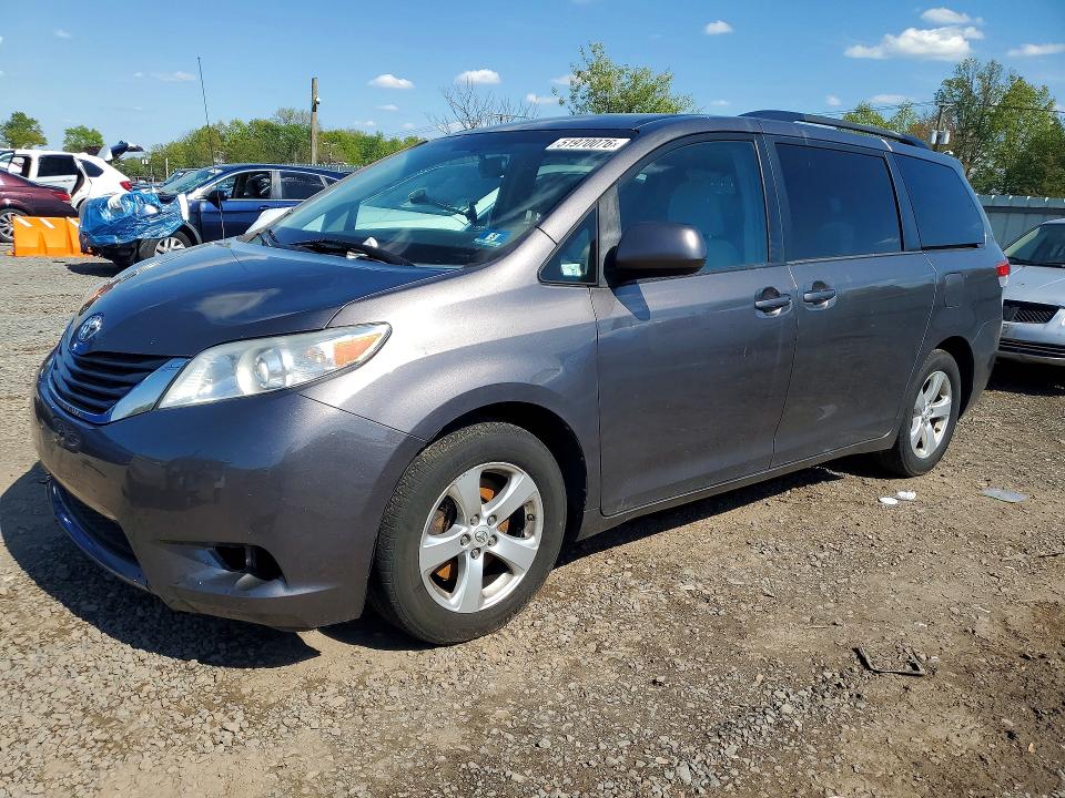 2013 Toyota Sienna მანქანა იყიდება აუქციონზე, vin: 5TDKK3DC5DS356486, აუქციონის ნომერი: 51970076