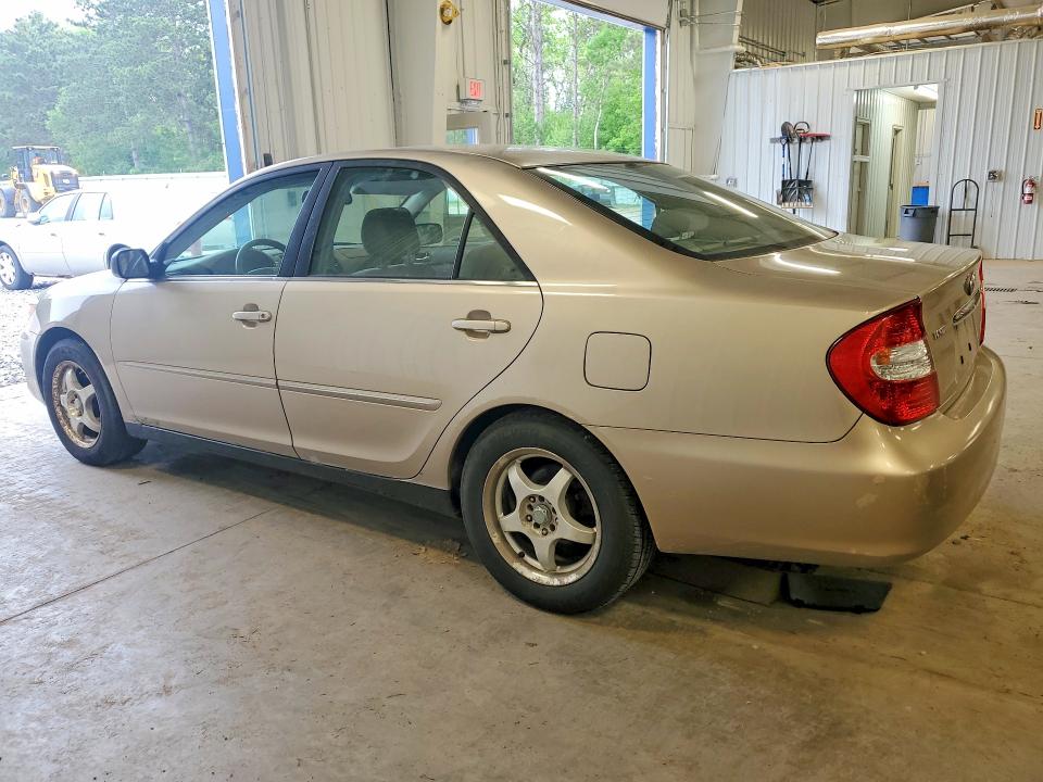54865316 :رقم المزاد ، JTDBE32K020048420 vin ، 2002 Toyota Camry مزاد بيع