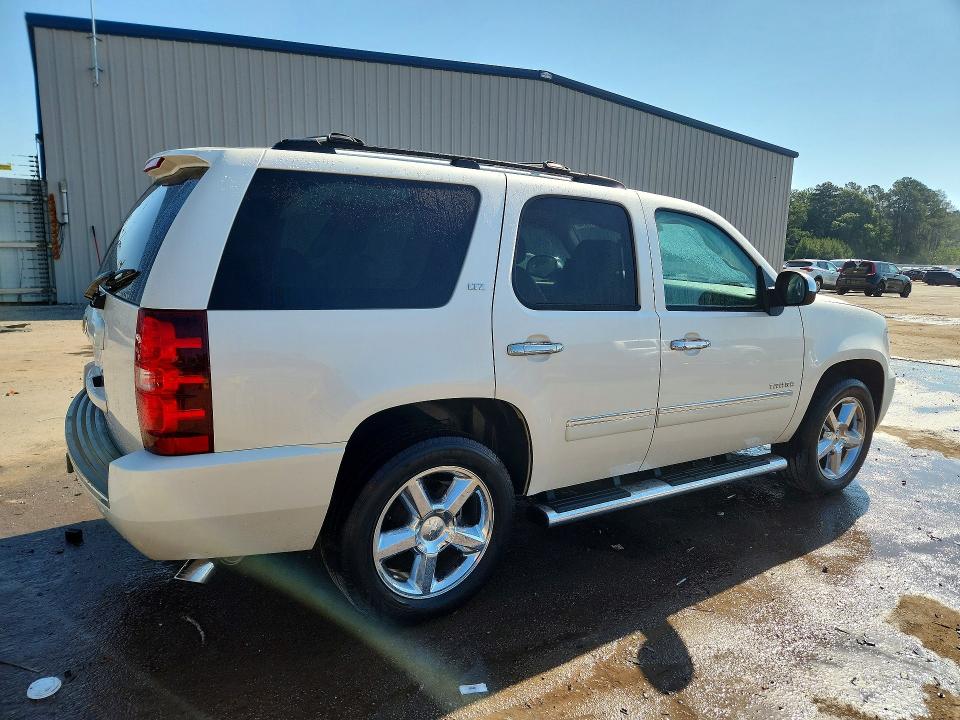 Продажа на аукционе авто 2014 Chevrolet Tahoe, vin: 1GNSKCE0XER127880, номер лота: 53448646