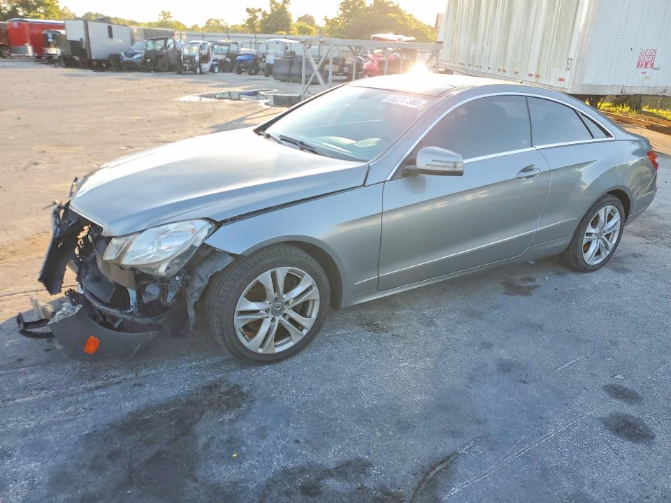 Продаж на аукціоні авто 2010 Mercedes-benz E, vin: WDDKJ5GB2AF051207, номер лоту: 52217386