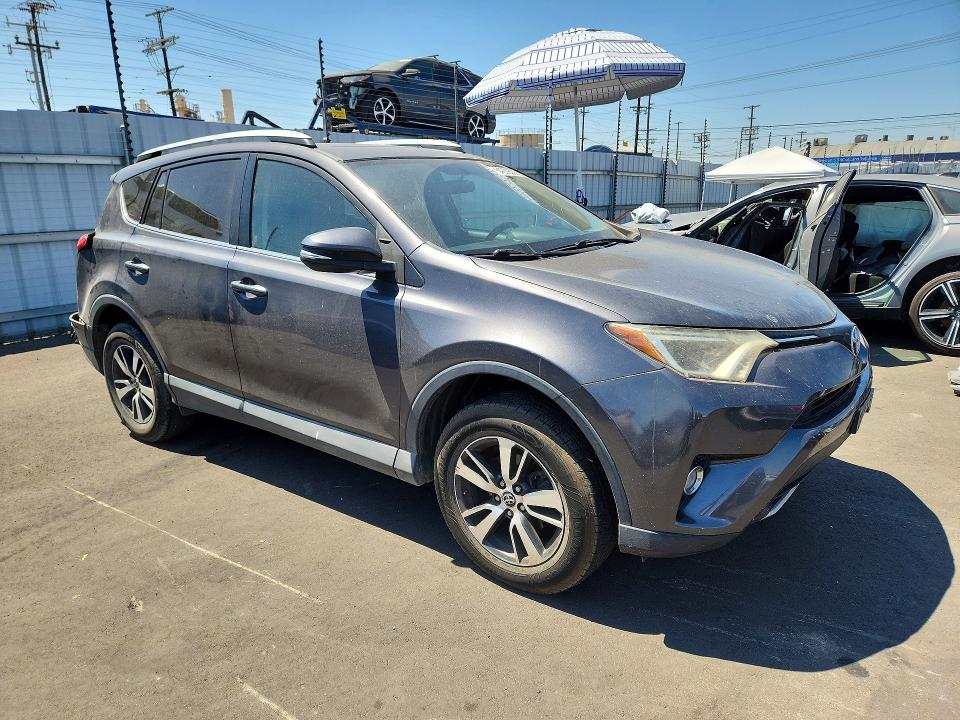 Продажа на аукционе авто 2016 Toyota Rav4, vin: 2T3WFREV9GW261618, номер лота: 54209536
