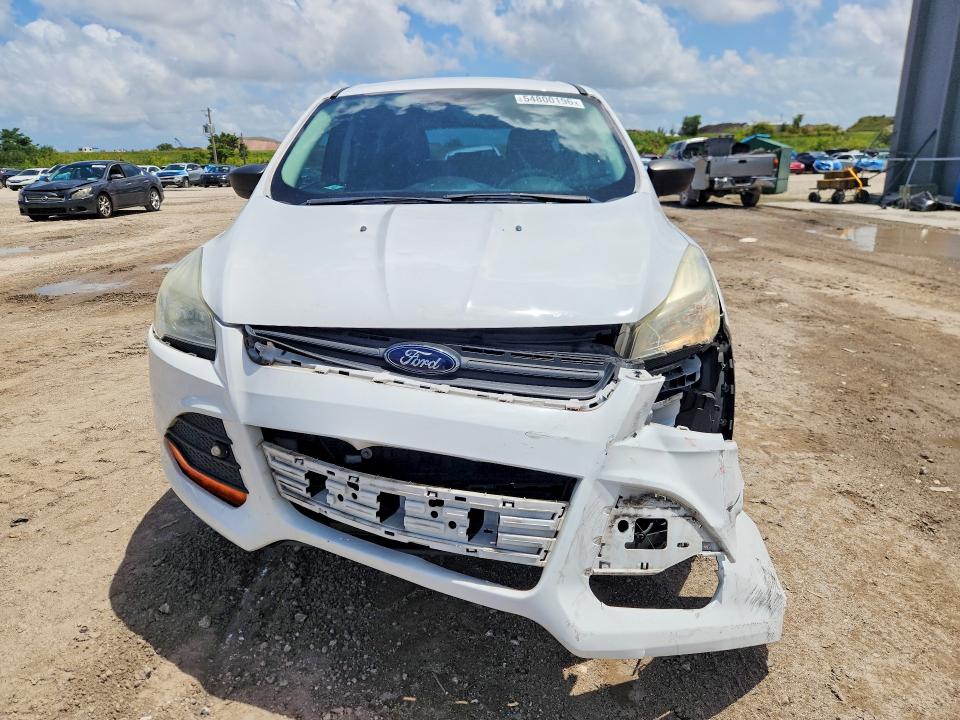 54800196 :رقم المزاد ، 1FMCU0F74FUC81562 vin ، 2015 Ford Escape مزاد بيع