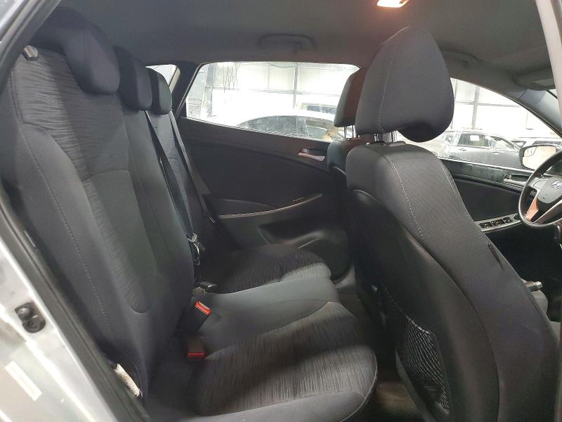2015 Hyundai Accent მანქანა იყიდება აუქციონზე, vin: KMHCT5AE4FU201232, აუქციონის ნომერი: 53785646