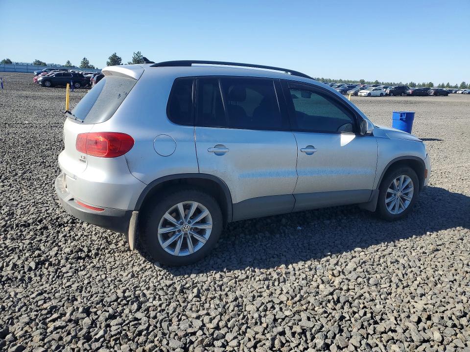 52510966 :رقم المزاد ، WVGBV7AX5HK052430 vin ، 2017 Volkswagen Tiguan مزاد بيع