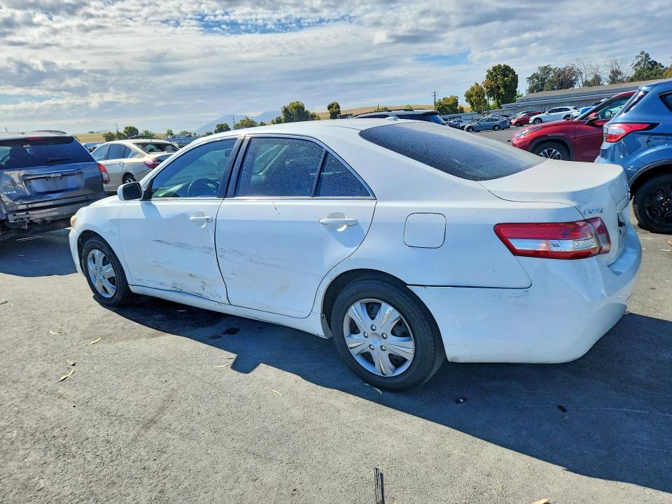 2010 Toyota Camry მანქანა იყიდება აუქციონზე, vin: 4T1BF3EKXAU547334, აუქციონის ნომერი: 54303776