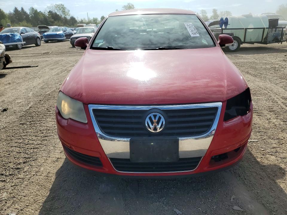 52477476 :رقم المزاد ، WVWJK73C68P066035 vin ، 2008 Volkswagen Passat مزاد بيع