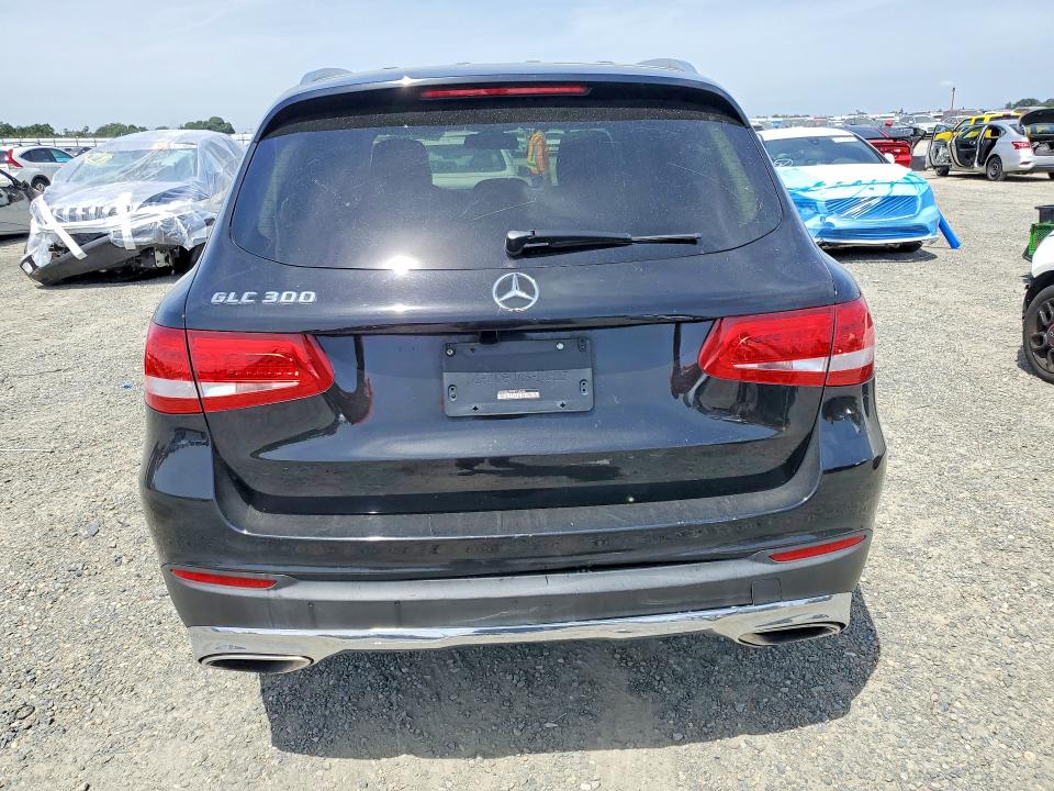 52066306 :رقم المزاد ، WDC0G4JB9GF114390 vin ، 2016 Mercedes-benz Glc مزاد بيع