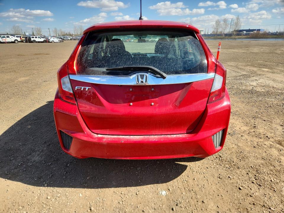 52776416 :رقم المزاد ، 3HGGK5H78GM104431 vin ، 2016 Honda Fit مزاد بيع