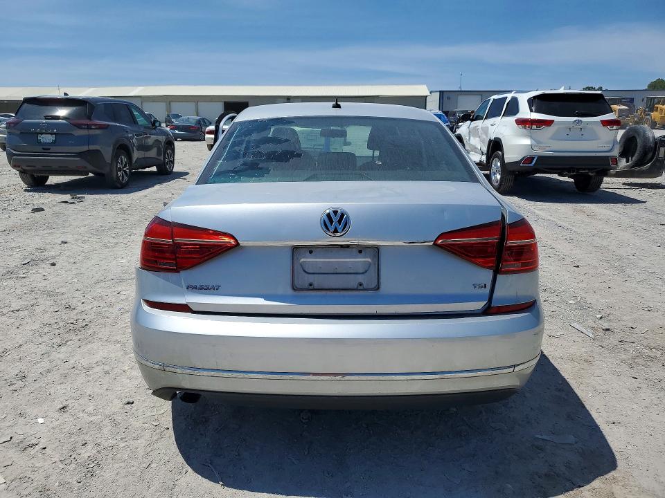 Продажа на аукционе авто 2016 Volkswagen Passat, vin: 1VWAT7A30GC052618, номер лота: 53756986