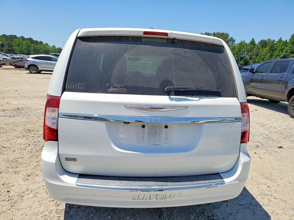 Auction sale of the 2015 Chrysler Town & Country, vin: 2C4RC1BG7FR552270, lot number: 53924876