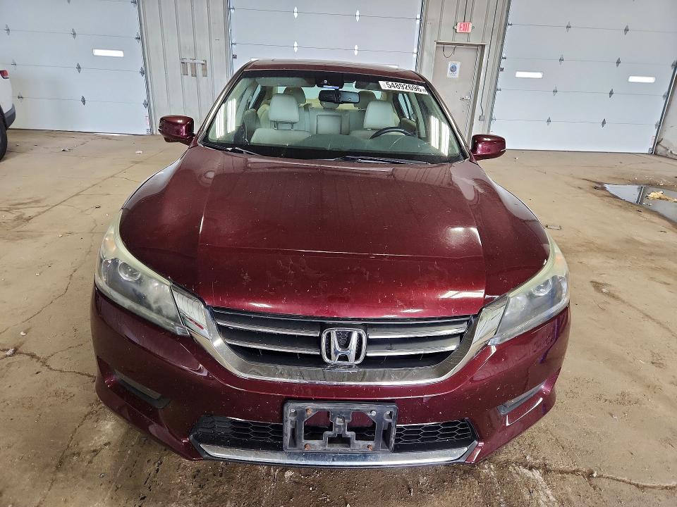 54892696 :رقم المزاد ، 1HGCR2F82FA091286 vin ، 2015 Honda Accord مزاد بيع