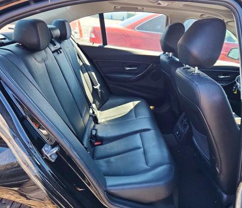 2015 Bmw 328 მანქანა იყიდება აუქციონზე, vin: WBA3B3C53FJ984258, აუქციონის ნომერი: 52584506