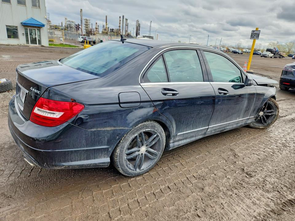 2012 Mercedes-benz C მანქანა იყიდება აუქციონზე, vin: WDDGF8FBXCA741295, აუქციონის ნომერი: 53867646