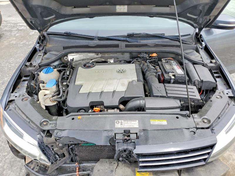 2013 Volkswagen Jetta მანქანა იყიდება აუქციონზე, vin: 3VW3L7AJ7DM402697, აუქციონის ნომერი: 53156236