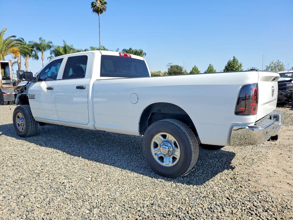 51366086 :رقم المزاد ، 3C63R3GL1JG146982 vin ، 2018 Ram 3500 مزاد بيع
