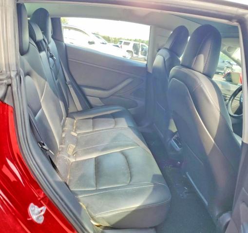 49828646 :رقم المزاد ، 5YJ3E1EA2JF153827 vin ، 2018 Tesla Model 3 مزاد بيع