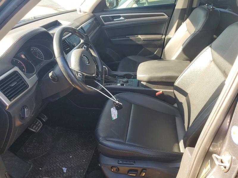 53063706 :رقم المزاد ، 1V2RR2CA4JC580378 vin ، 2018 Volkswagen Atlas مزاد بيع