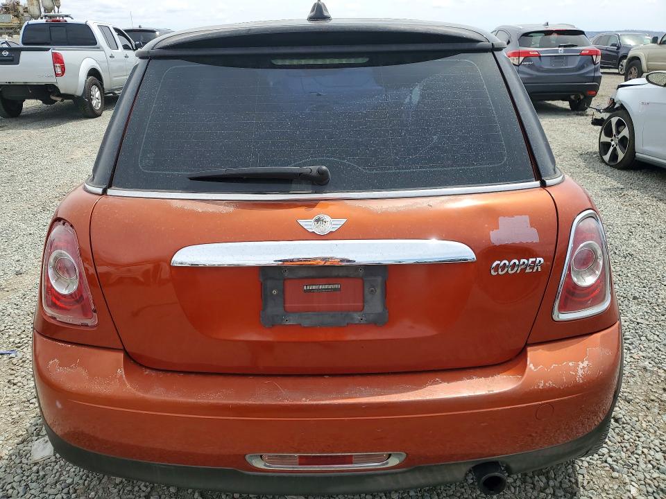 Продаж на аукціоні авто 2011 Mini Cooper, vin: WMWSU3C58BTX96176, номер лоту: 51829736