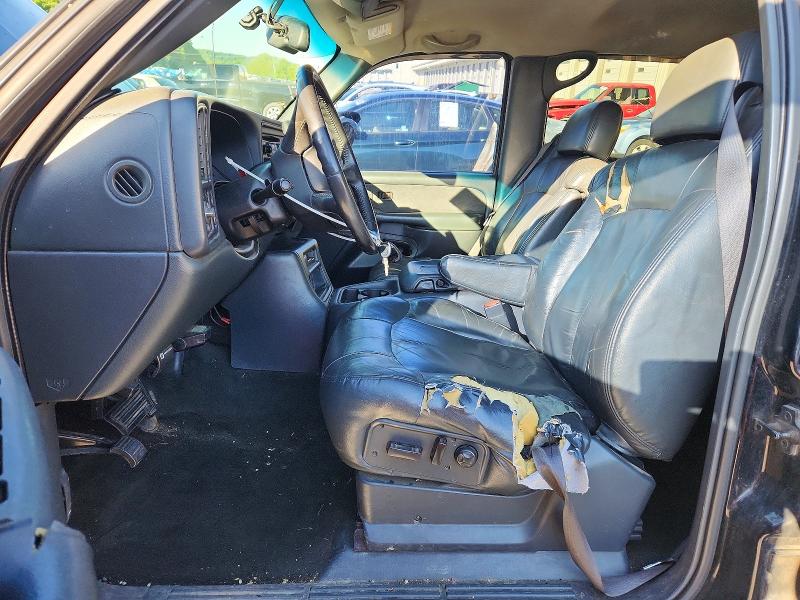 Продажа на аукционе авто 2002 Chevrolet Silverado, vin: 1GCHK231X2F210876, номер лота: 52996076