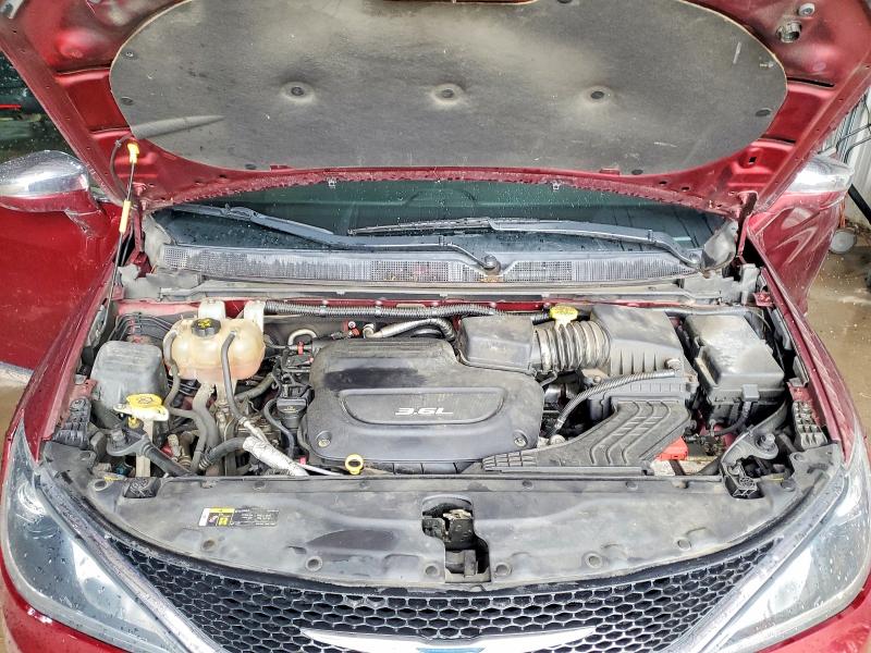 54945426 :رقم المزاد ، 2C4RC1GG8JR252013 vin ، 2018 Chrysler Pacifica مزاد بيع