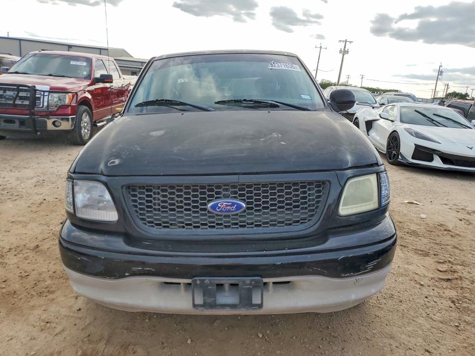 Продажа на аукционе авто 2003 Ford F150, vin: 1FTRX07W33KD10259, номер лота: 52371636