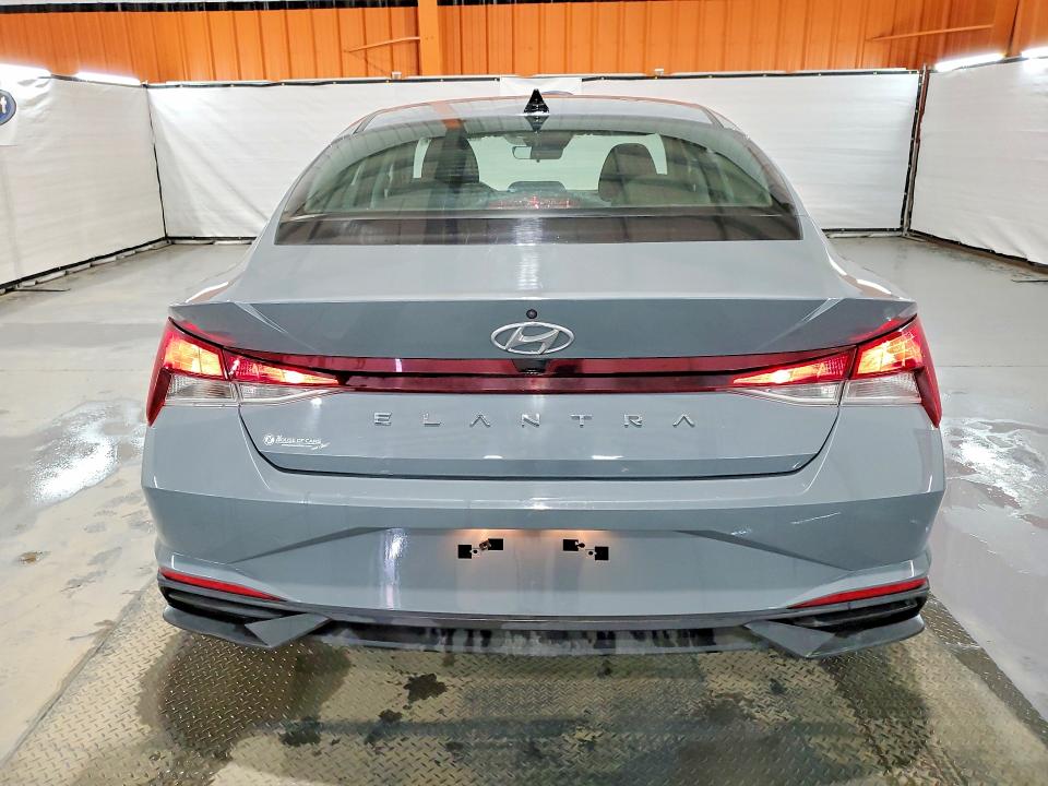 2021 Hyundai Elantra მანქანა იყიდება აუქციონზე, vin: KMHLM4AG9MU167228, აუქციონის ნომერი: 52717726