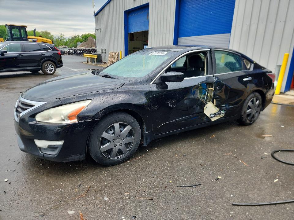 2015 Nissan Altima მანქანა იყიდება აუქციონზე, vin: 1N4AL3AP2FN396040, აუქციონის ნომერი: 52392296