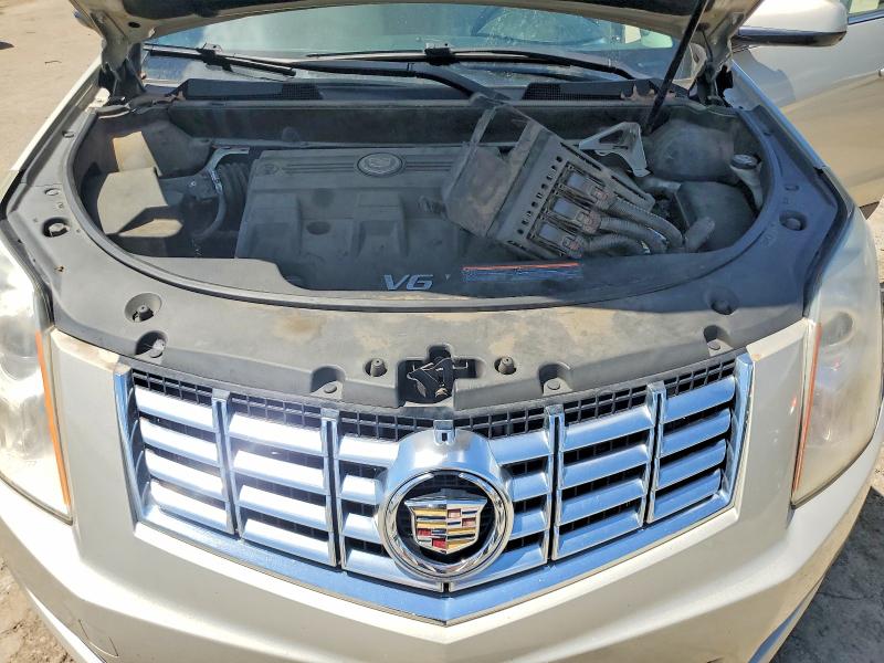 55331016 :رقم المزاد ، 3GYFNAE39ES598989 vin ، 2014 Cadillac Srx مزاد بيع