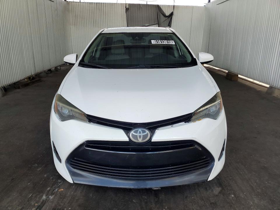 Продаж на аукціоні авто 2018 Toyota Corolla, vin: 5YFBURHE1JP749088, номер лоту: 51613016