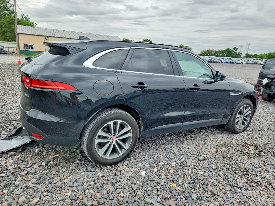 54799146 :رقم المزاد ، SADCK2BV0HA070846 vin ، 2017 Jaguar F-pace مزاد بيع