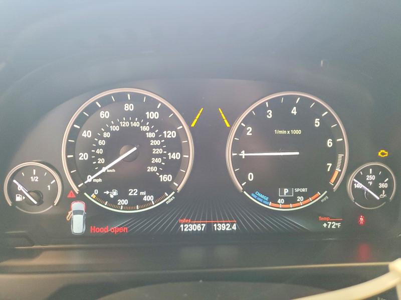 55195726 :رقم المزاد ، 5UXKT0C32H0V97118 vin ، 2017 Bmw X5 مزاد بيع