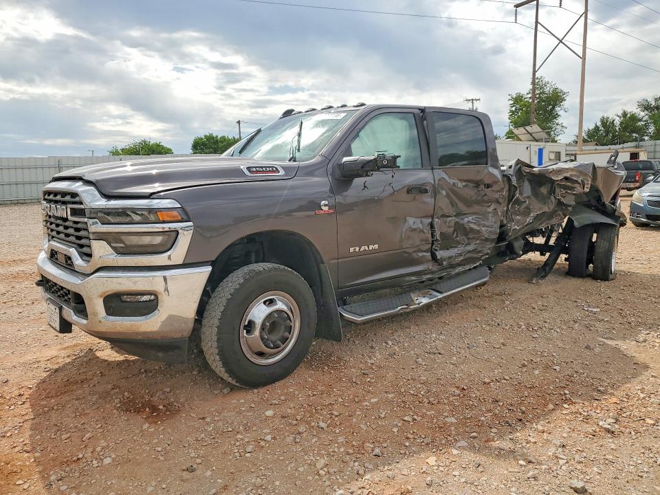 53399206 :رقم المزاد ، 3C63RRHL2TG167120 vin ، 2026 Ram 3500 مزاد بيع