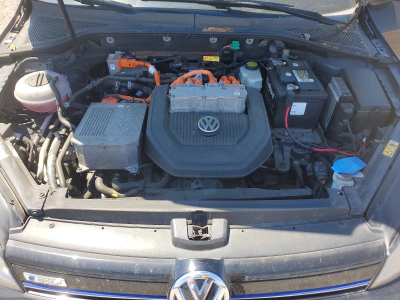 54098856 :رقم المزاد ، WVWPP7AU8FW904026 vin ، 2015 Volkswagen E-golf مزاد بيع