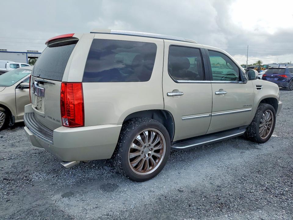 2013 Cadillac Escalade მანქანა იყიდება აუქციონზე, vin: 1GYS3AEF9DR148873, აუქციონის ნომერი: 55513686