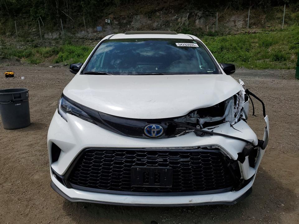 54293666 :رقم المزاد ، 5TDCSKFC0SS209047 vin ، 2025 Toyota Sienna مزاد بيع