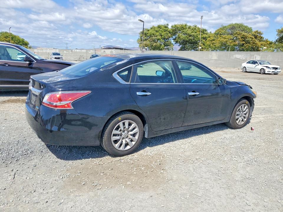 2014 Nissan Altima მანქანა იყიდება აუქციონზე, vin: 1N4AL3APXEC143591, აუქციონის ნომერი: 55048896
